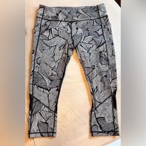 Lululemon cropped leggings size 12
